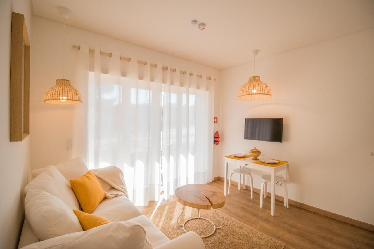 188 Apartments - Buganvilia - Pool And Balcony Cascais Esterno foto